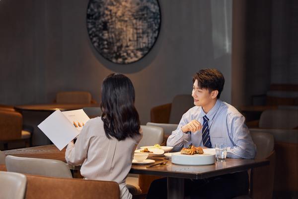 打造健康美食体验:轻食餐厅计划书图1