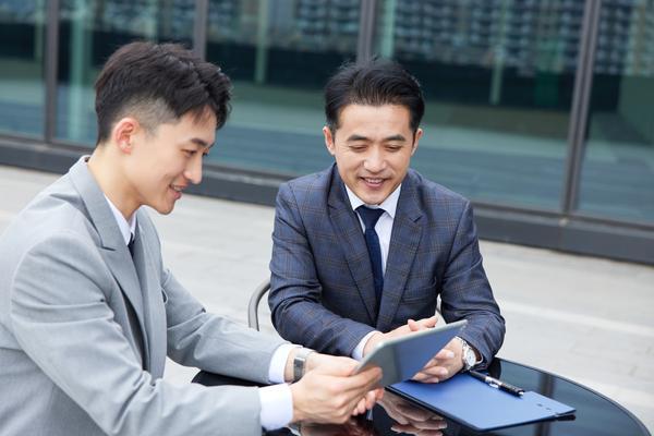 企业管理事件分析：高管高薪与基层员工收入悬殊的现象及其影响 图1