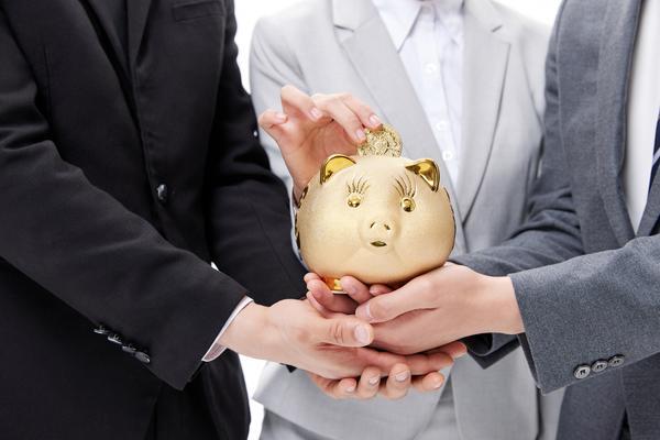 数据分析在项目融资与企业贷款行业中的应用及专业选择