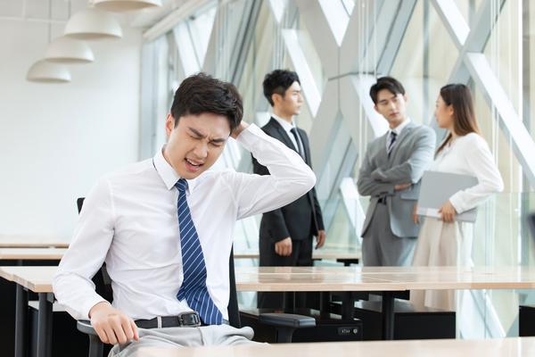 职场人际关系的核心法则与提升策略|构建高效人脉的关键思维 图1