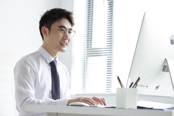 《基层员工如何展现领导力:五个关键表现》 图2