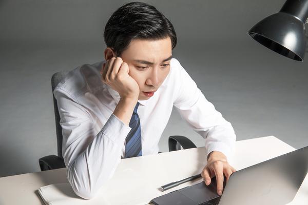 股权融资与还债压力：项目融资中的关键抉择 图1