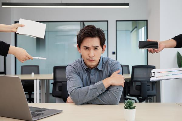 游戏公司刘冬跳槽现象：解析职场人才流动性及管理启示 图2