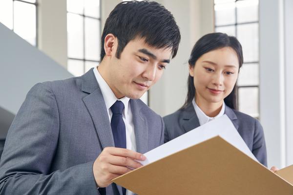 公司办公家具公司的市场机遇与挑战分析 图1