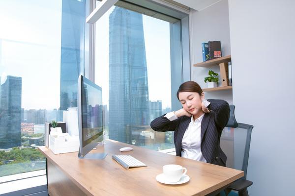 青岛招工信息50岁以上人群|职场转型与就业机会解析 图1
