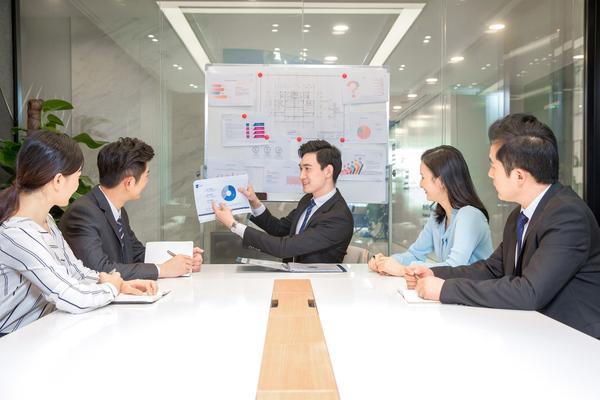 企业主要负责人培训PPT：提升领导力与战略思维的关键工具 图1