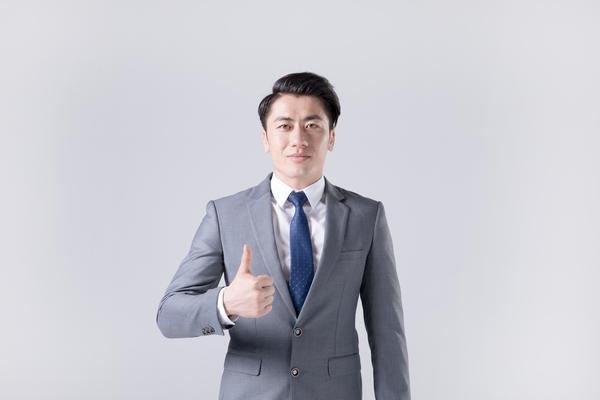 全球企业动态：华为技术布局与企业贷款创新发展