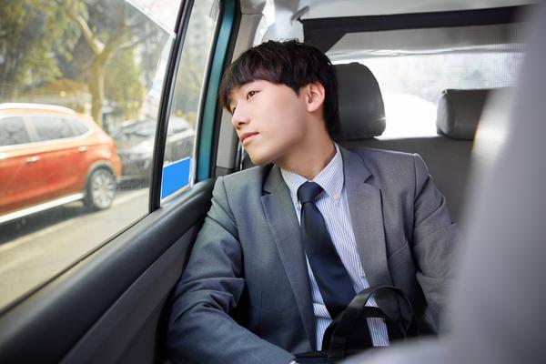 出租车行业标准八不准|网约出租车技术要求与合规经营指南 图1