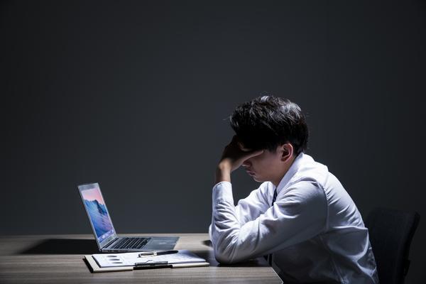 穷人摆摊致富项目：草根创业者的新机遇与成功策略