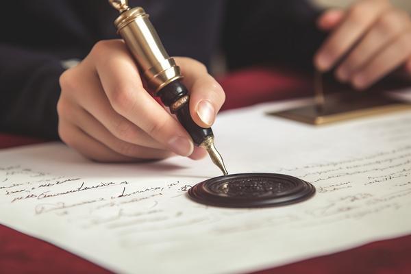 更改名字需要什么证件？全面解析姓名变更流程及所需文件 图1