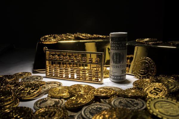 金融中介公司与银行：协同助力金融市场发展 图2