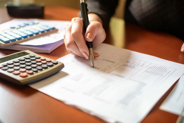 电路改造绩效评估报告评语：确保稳定运行，提升用户体验 图1