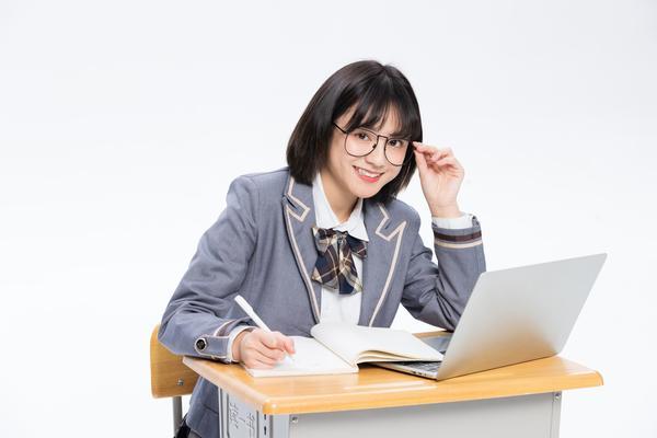 智能挂钟：科技与生活的完美结合 图2