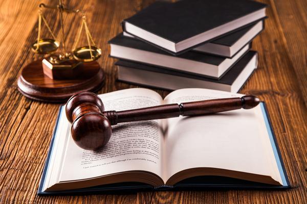 镇江公司法务律师的专业能力与服务质量解析 图2