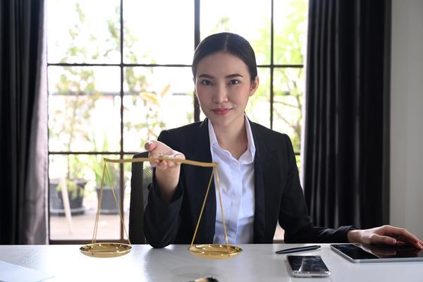 绍兴附近合同诉讼律师网 图1