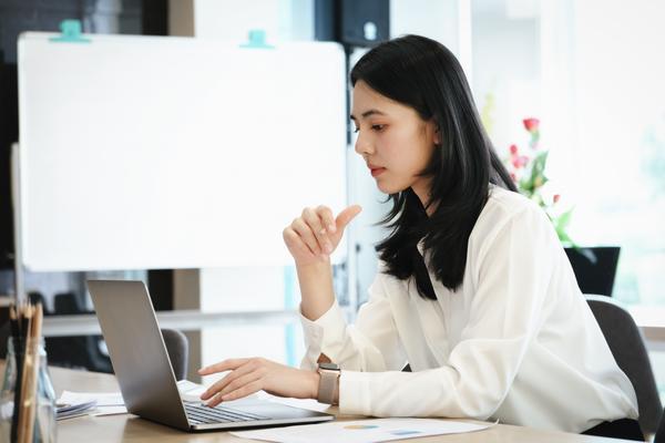 《合同签订技巧：如何找到合适的项目经理》 图2