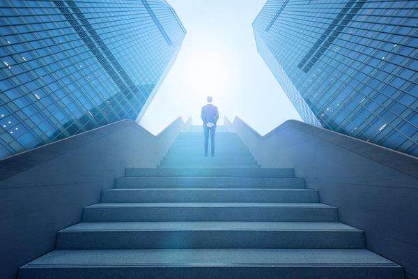 社交媒体营销|传统营销|项目融资领域中的适用性分析 图1