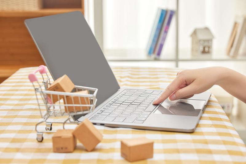高效策略：洗衣店如何利用折扣精准吸客？ 图1
